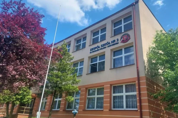 Powiat Ostrzeszowski podpisał umowę na budowę windy w Zespole Szkół nr 2