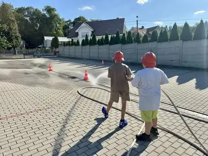 Wakacje z OSP Mikstat: siódme spotkanie pełne nauki i zabawy
