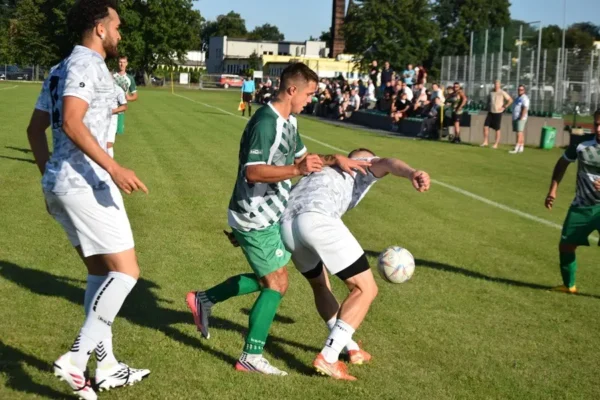 Pelikan Grabów remisuje 4:4 w inauguracyjnym meczu klasy okręgowej