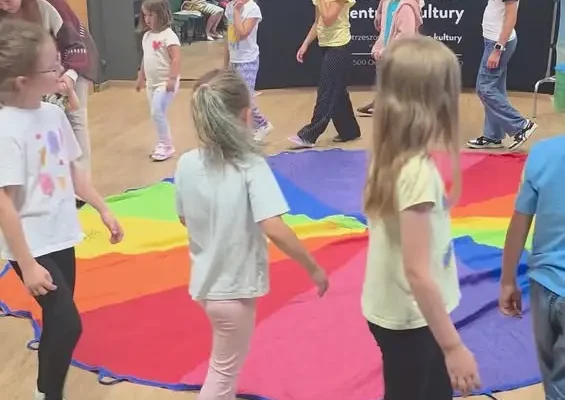Wakacyjne animacje z Teatrem Maska w Ostrzeszowie – dziękujemy za wspólną zabawę