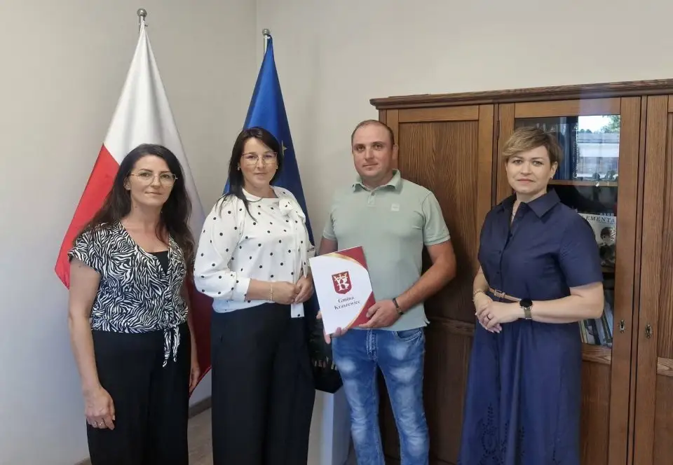 Umowa podpisana: rusza zagospodarowanie placu przy stadionie w Kuźnicy Grabowskiej