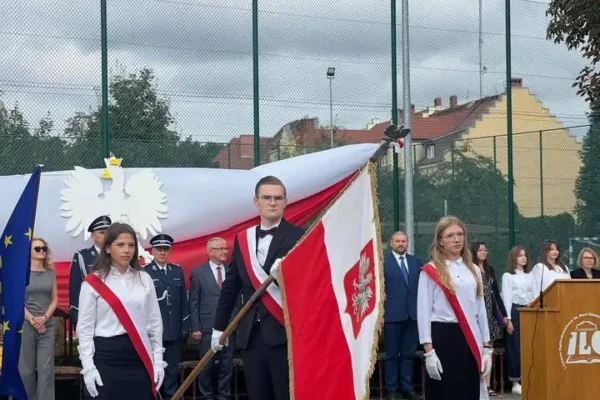 Uroczyste rozpoczęcie roku szkolnego w I LO w Ostrzeszowie