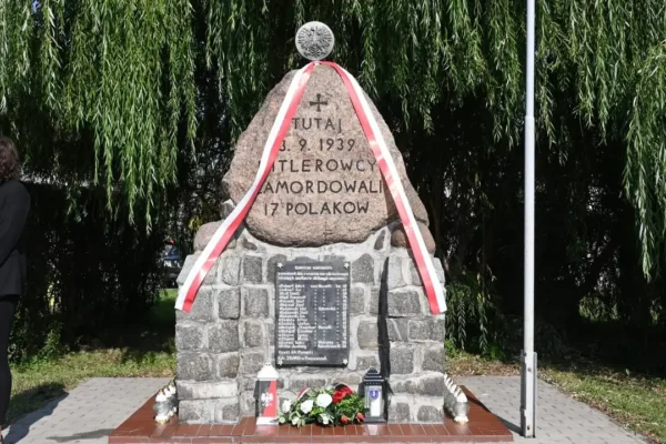 Uroczystość w Mącznikach: Pamięć o ofiarach września 1939