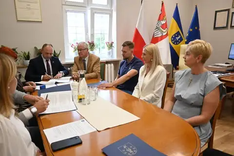 III etap rozbudowy Ostrzeszowskiego Centrum Zdrowia: umowa podpisana