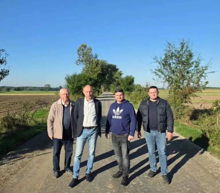 Zakończono przebudowę drogi dojazdowej do pól w Mikstacie Pustkowiu
